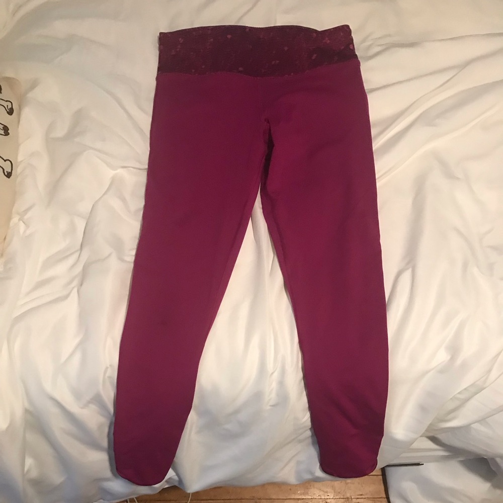 Lululemon 7/8 pink/purple leggings